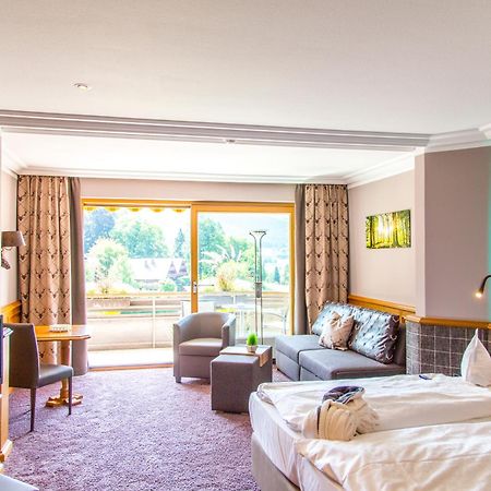Hotel Heselbacher Hof Baiersbronn Buitenkant foto
